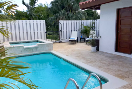 Tres Palmas Villa with gorgeous golf, lake & ocean horizon views - La Romana, Dominican Republic