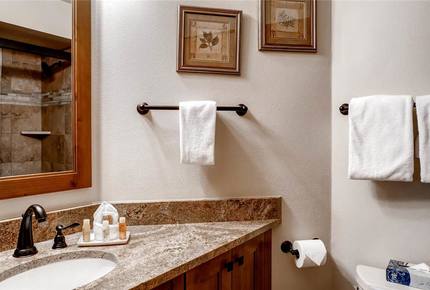 Meadows at EagleRidge Luxury Condo - Steamboat Springs, Colorado