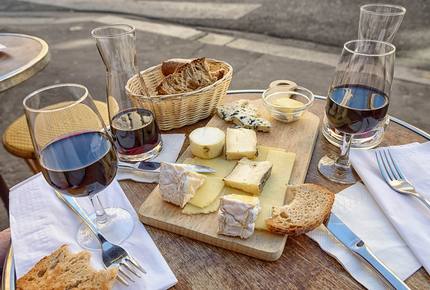 EXCLUSIVE STAY EXPERIENCE - Summertime in Paris Escape, France