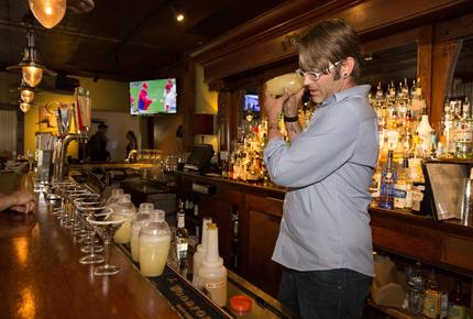 EXCLUSIVE STAY EXPERIENCE - Hook-Em Horns Ya'll, Austin, Texas