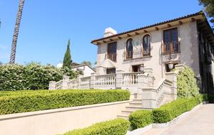 Little French Chateau in Santa Monica - Santa Monica, California