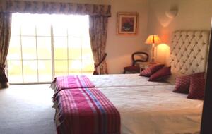 Pinheiros Altos Villa - Quinta do Lago, Portugal