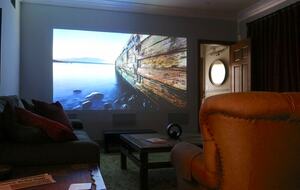 Little French Chateau in Santa Monica - Santa Monica, California