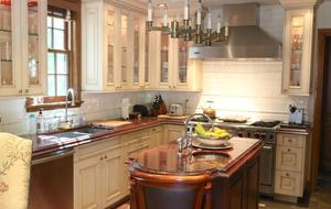 Little French Chateau in Santa Monica - Santa Monica, California