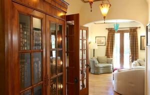 Little French Chateau in Santa Monica - Santa Monica, California