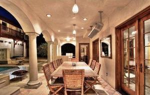 Little French Chateau in Santa Monica - Santa Monica, California