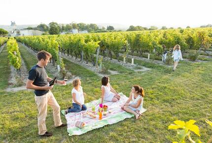 Concierge LOCAL EXPERIENCES - Paris & France Extras, France