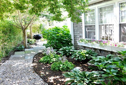 Honeysuckle Cottage Property - 4 Bedrooms plus 2 Lofts - Just Blocks to Center of Town! - Nantucket, Massachusetts