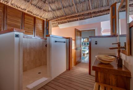 EXCLUSIVE STAY EXPERIENCE - Belizean Boutique Island Getaway, Belize