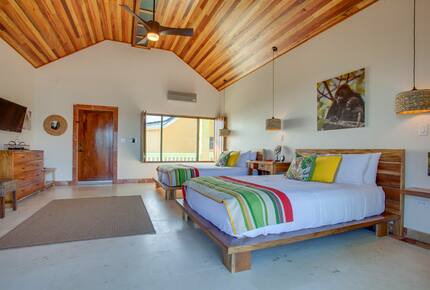 EXCLUSIVE STAY EXPERIENCE - Belizean Boutique Island Getaway, Belize