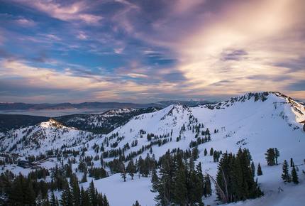 EXCLUSIVE STAY SKI EXPERIENCE