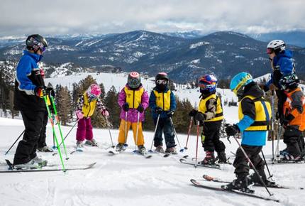 EXCLUSIVE STAY SKI EXPERIENCE - Squaw Valley Views & Ski Butlers, California