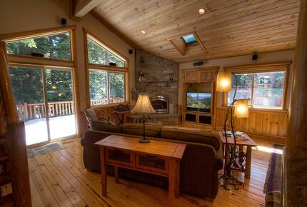 Blue Pine Lodge on Lake Tahoe