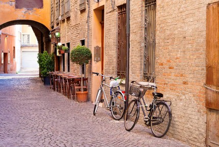 Concierge LOCAL EXPERIENCES - Venice & Italy Extras, Italy