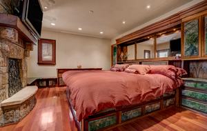 Rocking Chair Lodge - Moving Mountains - Steamboat Springs, Colorado