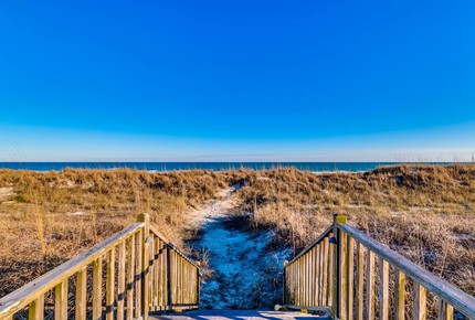 Stunning Ocean Front Oasis - Myrtle Beach, South Carolina