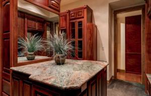 Rocking Chair Lodge - Moving Mountains - Steamboat Springs, Colorado