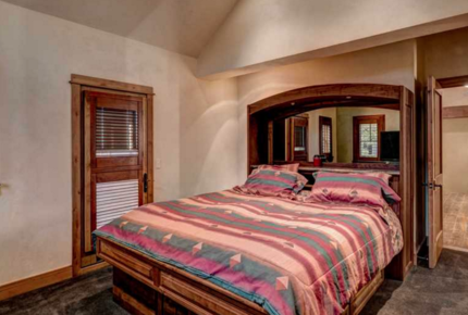 Rocking Chair Lodge - Steamboat Springs, Colorado