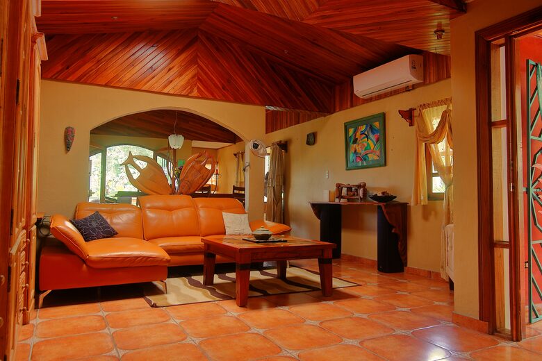 Las Cascadas The Falls - Quepos Manuel Antonio, Costa Rica