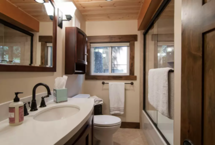 Luxury at the Lake - Truckee, California