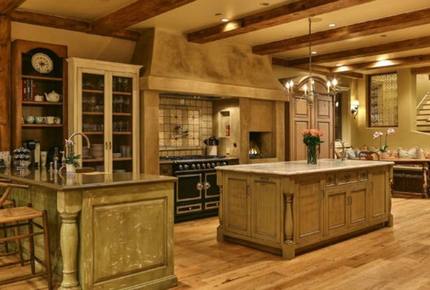 Malibu Colony Beachfront Home - Malibu, California