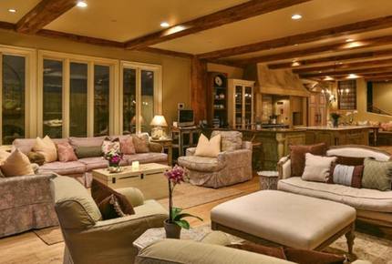 Malibu Colony Beachfront Home - Malibu, California