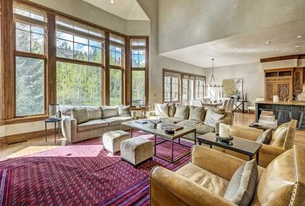 Quintess Collection - Creekside Chalet - Avon, Colorado