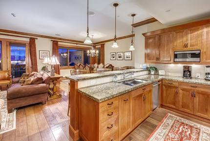 Quintess Collection - Hummingbird Retreat - Avon, Colorado