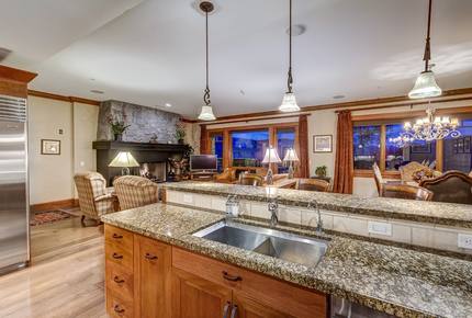 Quintess Collection - Hummingbird Retreat - Avon, Colorado