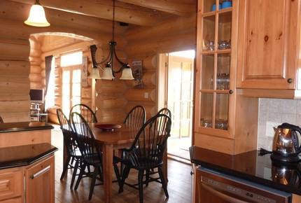 Bear Trail Cabin - Mille-Isles, Canada