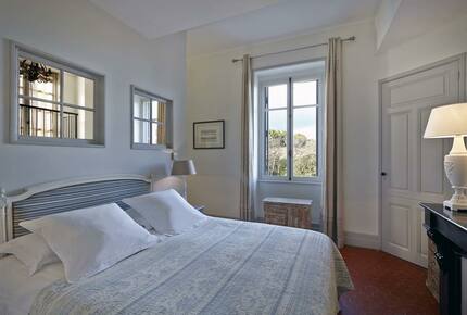 Chateau Les Carrasses (HS)