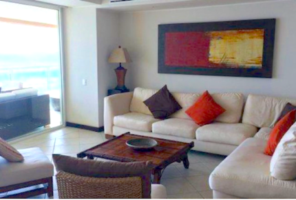 Pacific Oceanfront Residence & Spa - Acapulco, Mexico