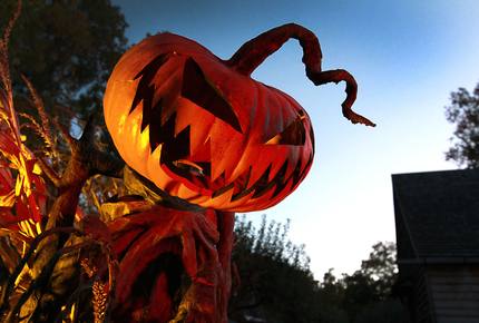 EXCLUSIVE STAY EXPERIENCE - Hudson Valley Castle Fall Festivals, New York