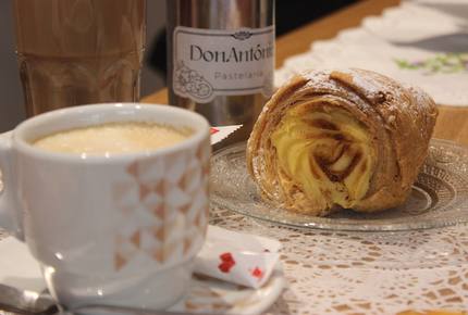 EXCLUSIVE STAY EXPERIENCE - Chic in Paris Fashion Week, France