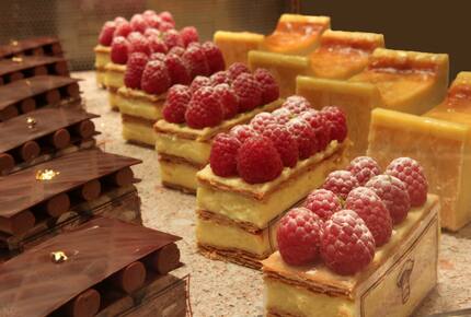 EXCLUSIVE STAY EXPERIENCE - Chic in Paris Fashion Week, France