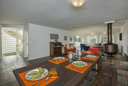 Ventura Luxury Family Beach Villa