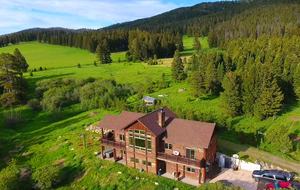 Bridger Vista Lodge - Escape to rural Montana - Bozeman, Montana