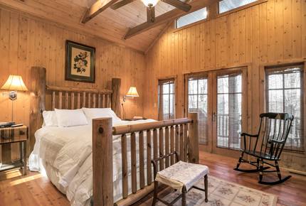 Clifftops Bluff Cabin
