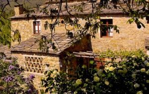 Borgo di Vagli - Two Bedroom Residence - Cortona, Italy