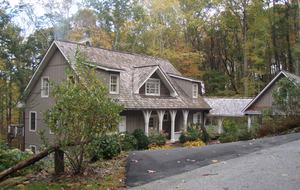 The Meadow Cottage - Cullowhee, North Carolina