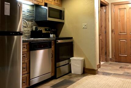 Grand Summit Studio- Ski-In Ski-Out - Park City, Utah