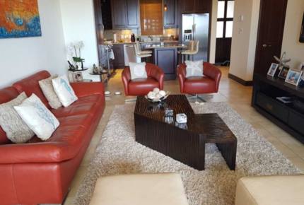 Pura Vida Beach Estate