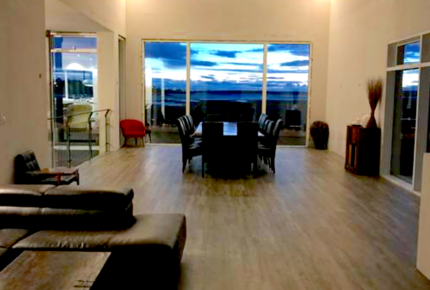 Luxury Icelandic Villa