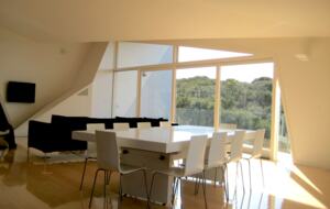 Klein Bottle House - Architectural Gem - Rye, Australia