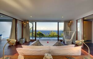 Malimbu Cliff Villa - Pulau Lombok, Indonesia