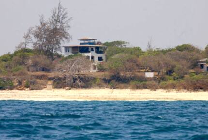 Takaungu House