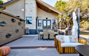 Firesong Ranch and Glamping - The Casita and Ndotto - Spicewood, Texas