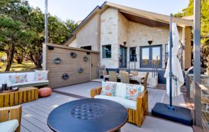 Firesong Ranch and Glamping - The Casita and Ndotto - Spicewood, Texas