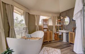 Firesong Ranch and Glamping - The Casita and Ndotto - Spicewood, Texas