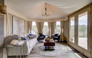 Firesong Ranch and Glamping - The Casita and Ndotto - Spicewood, Texas
